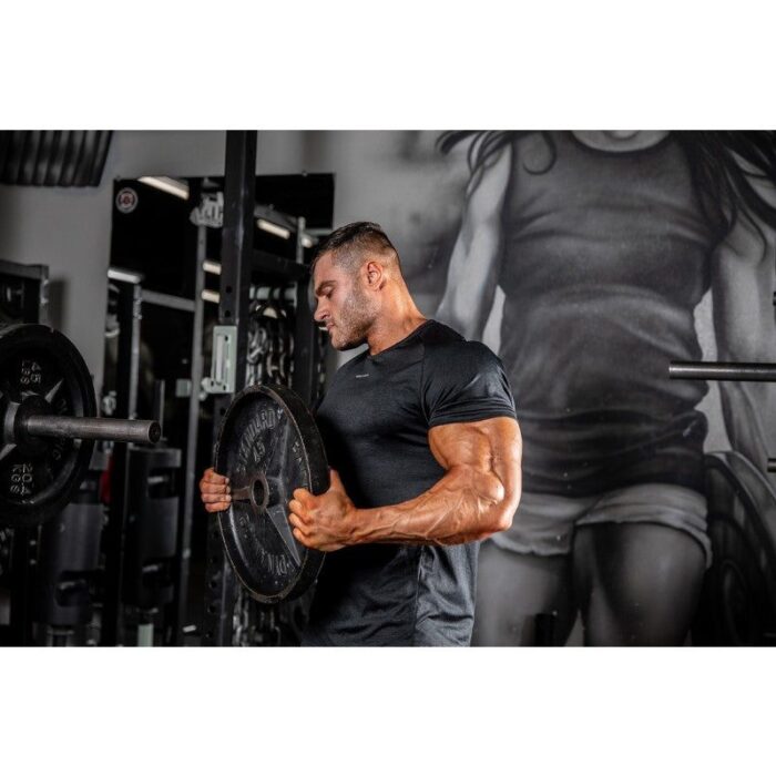 taos-t-shirt-dark-gray-sfeerbeeld